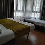 Ezeiza Hotel 2*