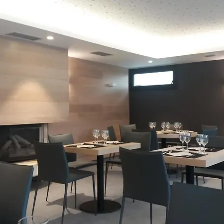 Ezeiza Hotel 2*