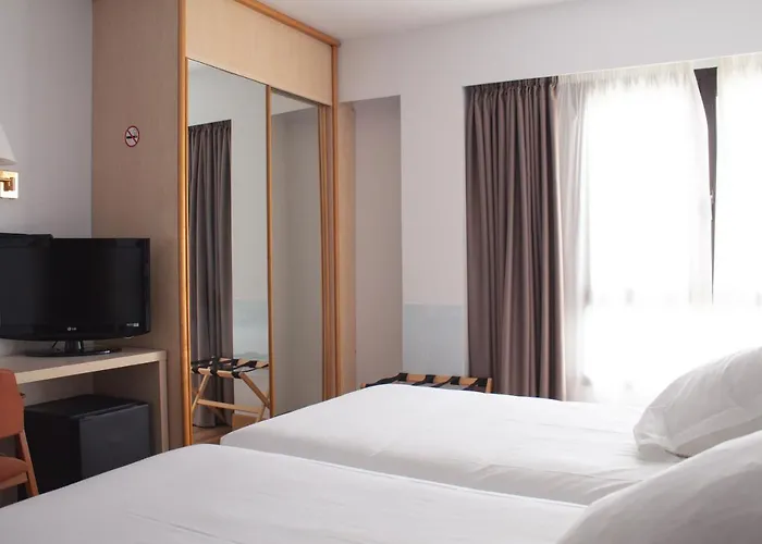 Ezeiza Отель 2*