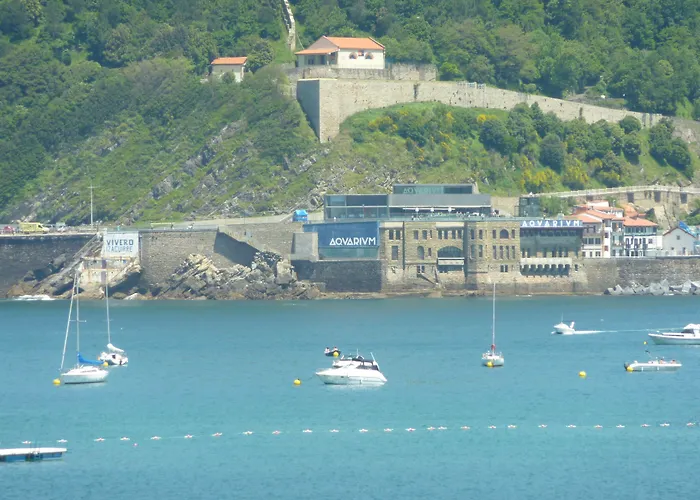 Отель Ezeiza Сан-Себастьян